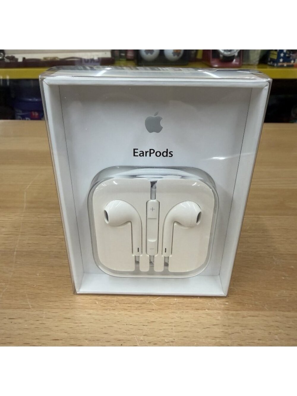 Apple EarPods (3.5mm Plug) with Remote and Mic *New* MD827ZM/A
